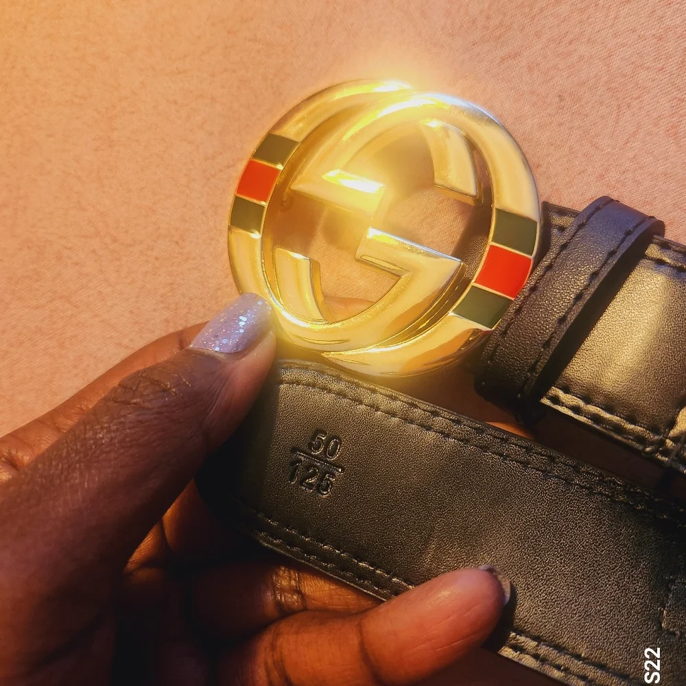 Gucci Black Leather Belt with Gold GG Buckle and Red-Green Stripe